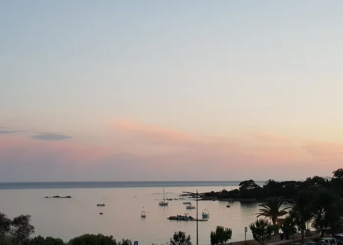 Διαμέρισμα Vue Et Montagnes Jacuzzi 300m Plages *